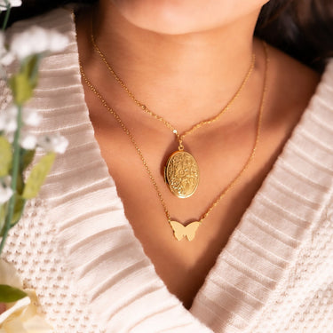 Textured Oval Locket Lifestyle