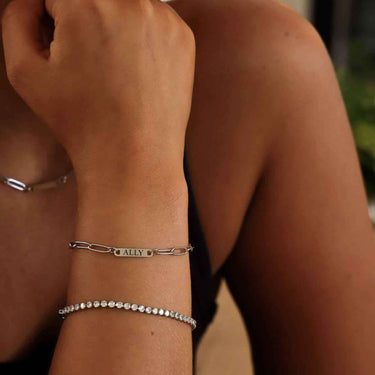 Engravable Paperclip Bar Bracelet Lifestyle