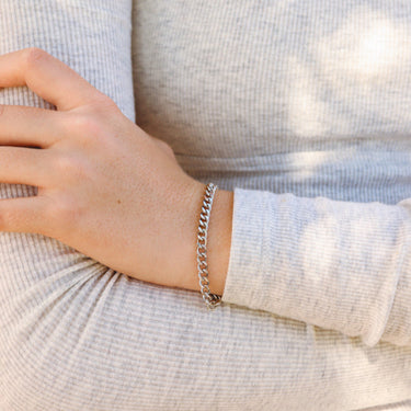 Stainless Steel Diamond Cut Curb Chain Bracelet or Anklet