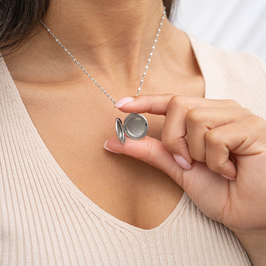 18K Gold PVD Stainless Steel Round Locket