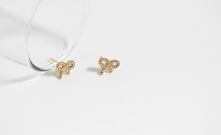 Bow Jewelry: The Trend Every Retailer Should Be Stocking in 2025