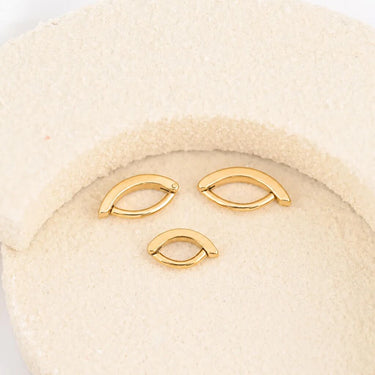 Wholesale Jewelry 18K Gold PVD Stainless Steel Minimalist Curved Belly Button Ring - Gold studio 