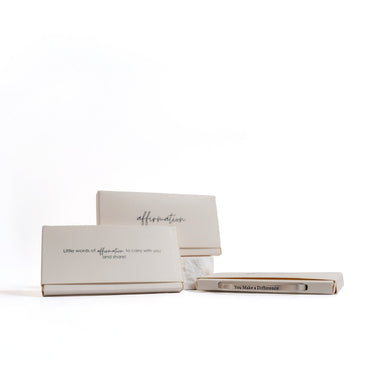 Silver / You Make a Difference Bracelet / BRJ1034 / Packaging