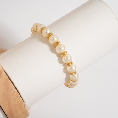 8mm Kiska Glass Pearl Stretch Bracelet
