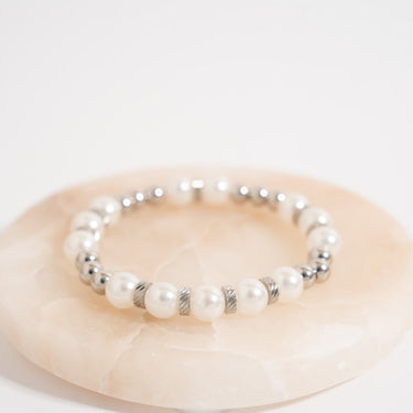 8mm Kiska Glass Pearl Stretch Bracelet
