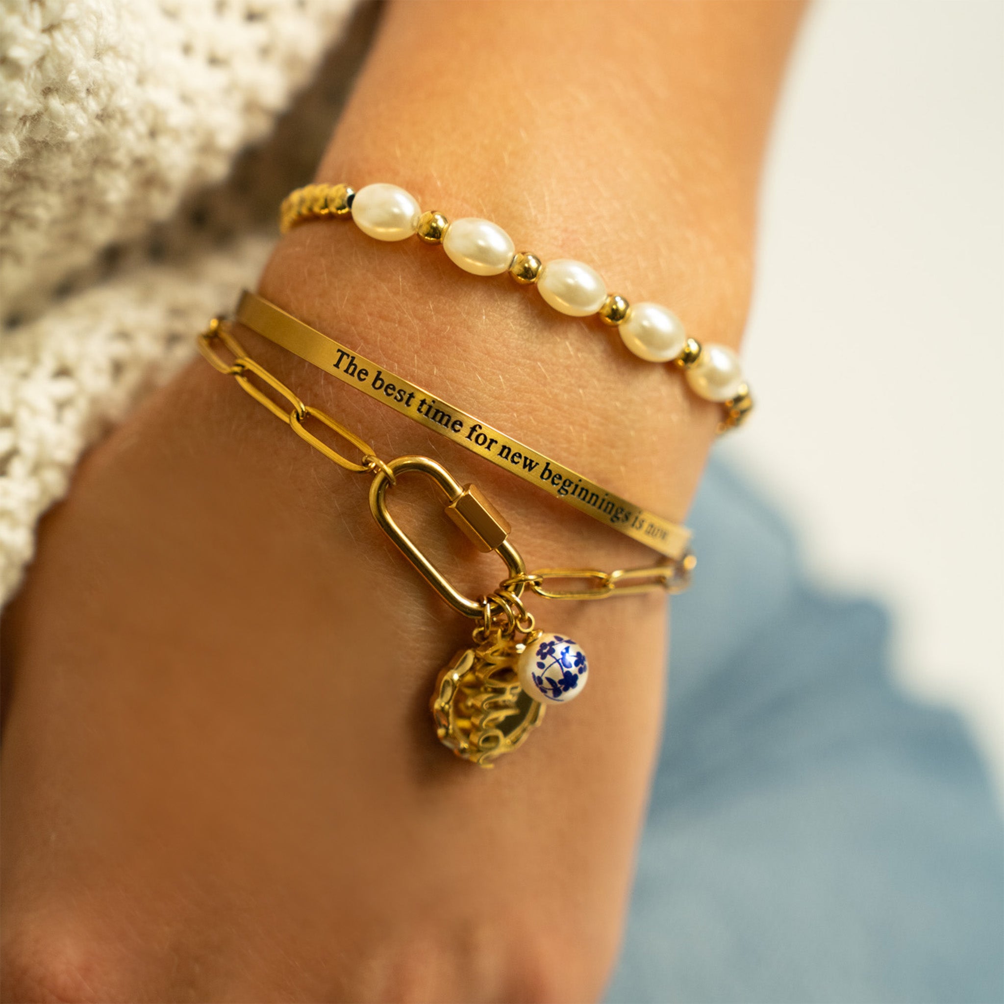 18K Gold PVD "The best time for new beginnings is now" Bracelet