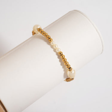 8mm Kiska Glass Pearl Stretch Bracelet