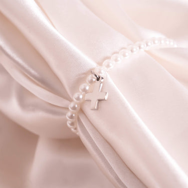 Pearl Beaded Bracelet with Cross