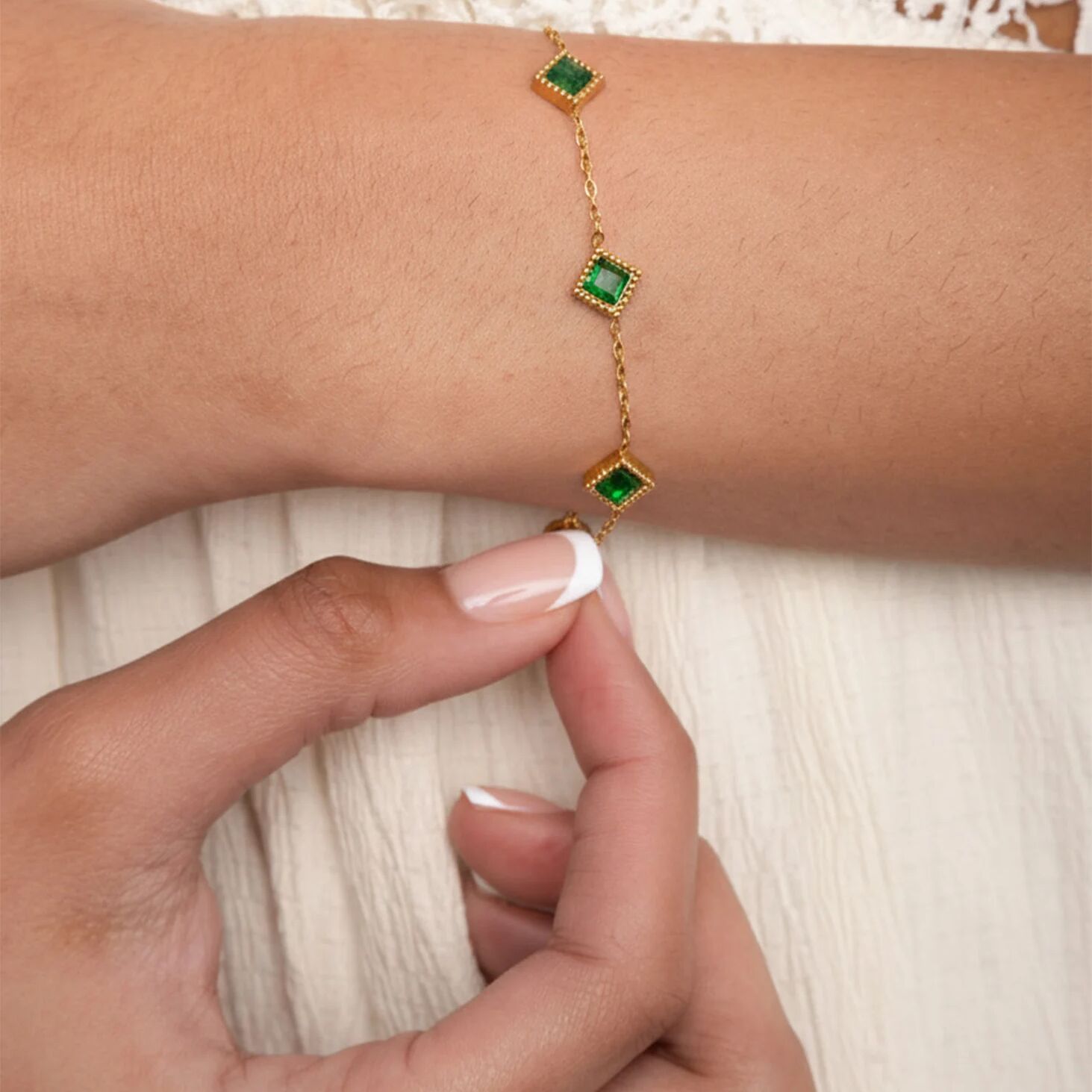 18K Gold PVD Stainless Steel Emerald Stone Station Bracelet / BRJ1132