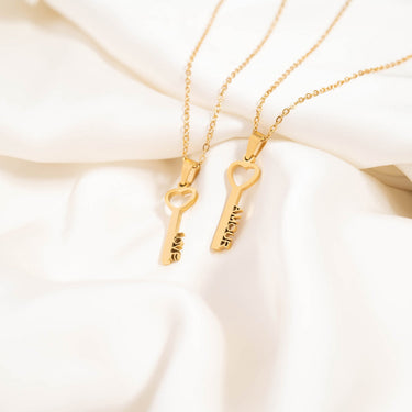 Heart Key Amour Pendant Necklace Lifestyle