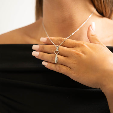 Heart Key Amour Pendant Necklace Lifestyle
