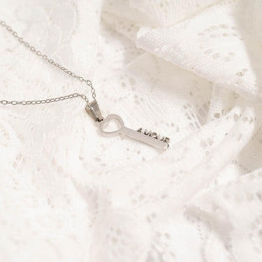 Heart Key Amour Pendant Necklace Lifestyle
