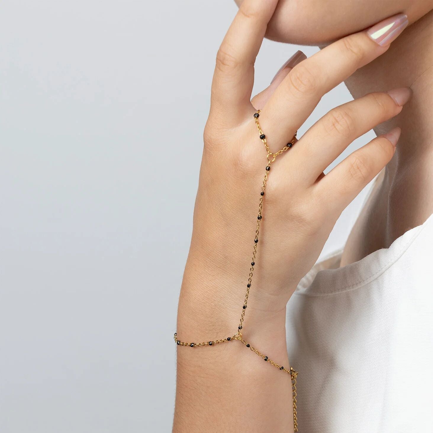 18K Gold PVD Stainless Steel Black Beaded Hand Chain / CHN0121