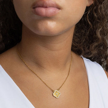 18K Gold PVD Stainless Steel Floral Motif Necklace with Stone / CHN0172