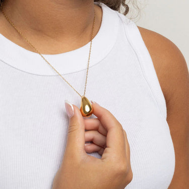 18k Gold PVD Stainless Steel Teardrop Charm Necklace- gold model 