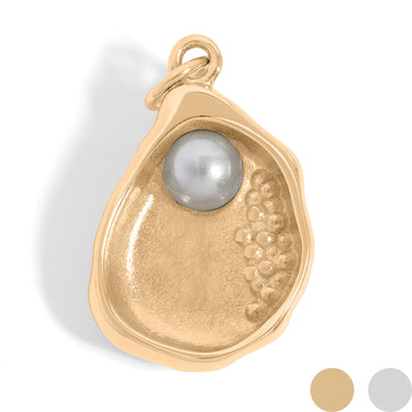 Oyster pearl front view charm