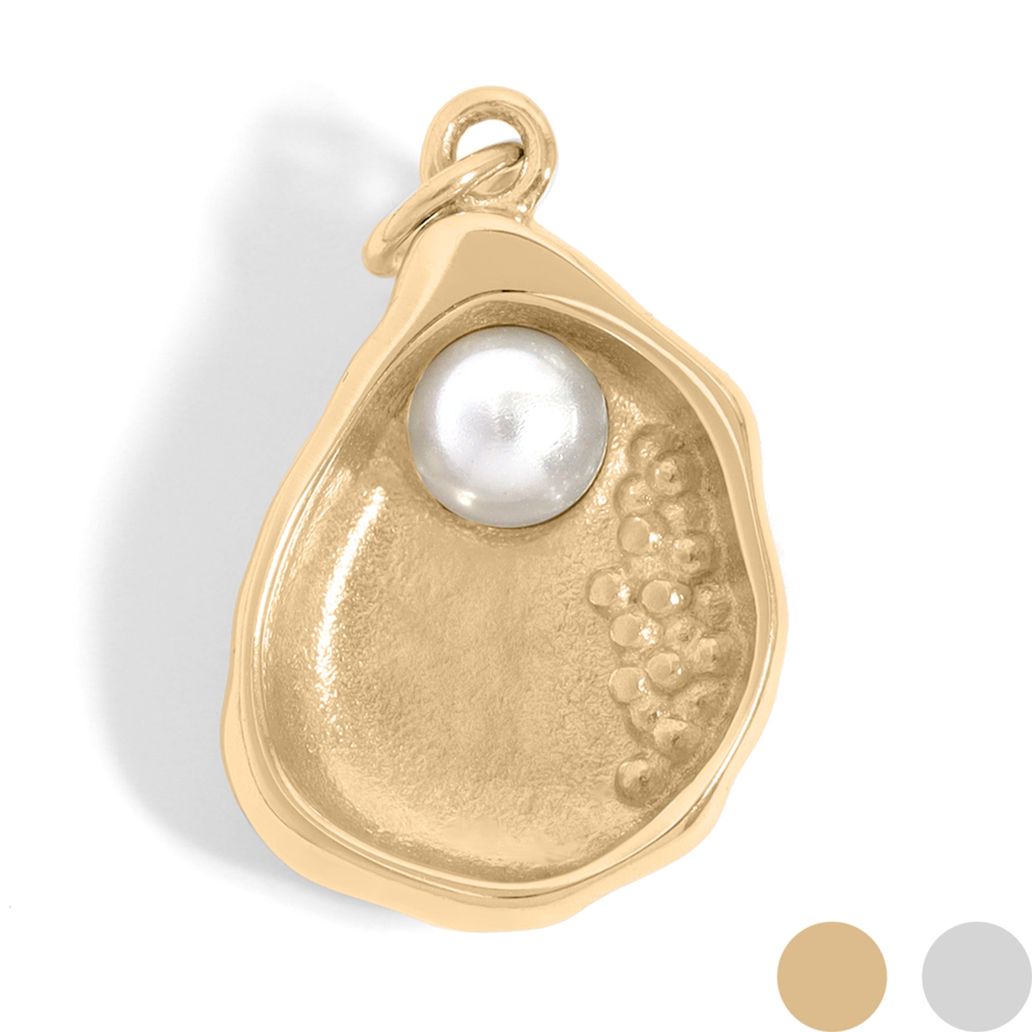 Oyster pearl front view charm