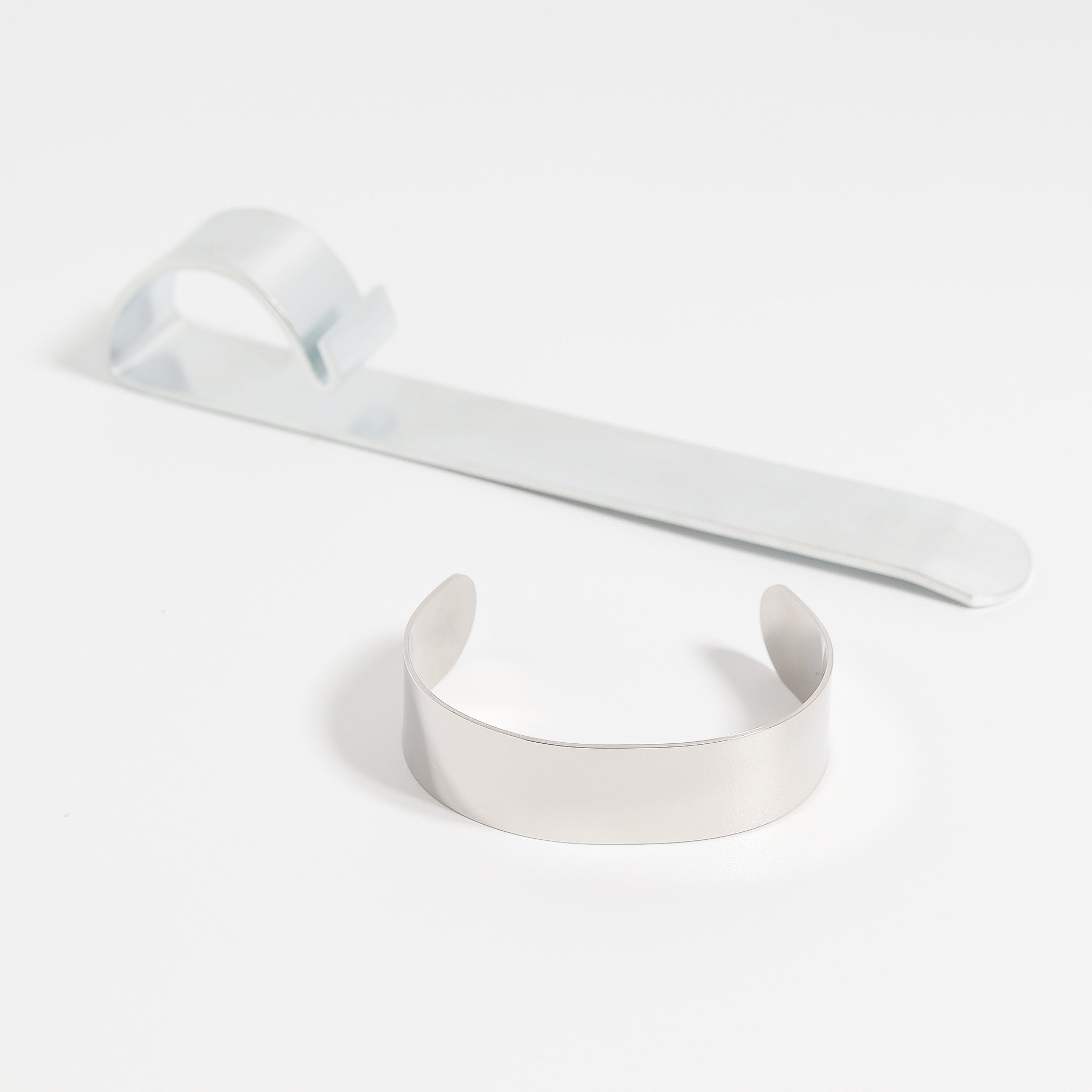 Cuff Bender / DIY0004