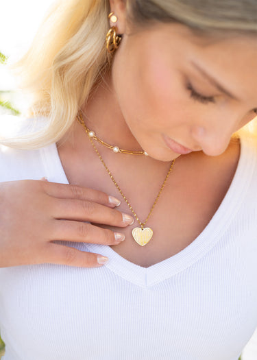 Amour heart pendant