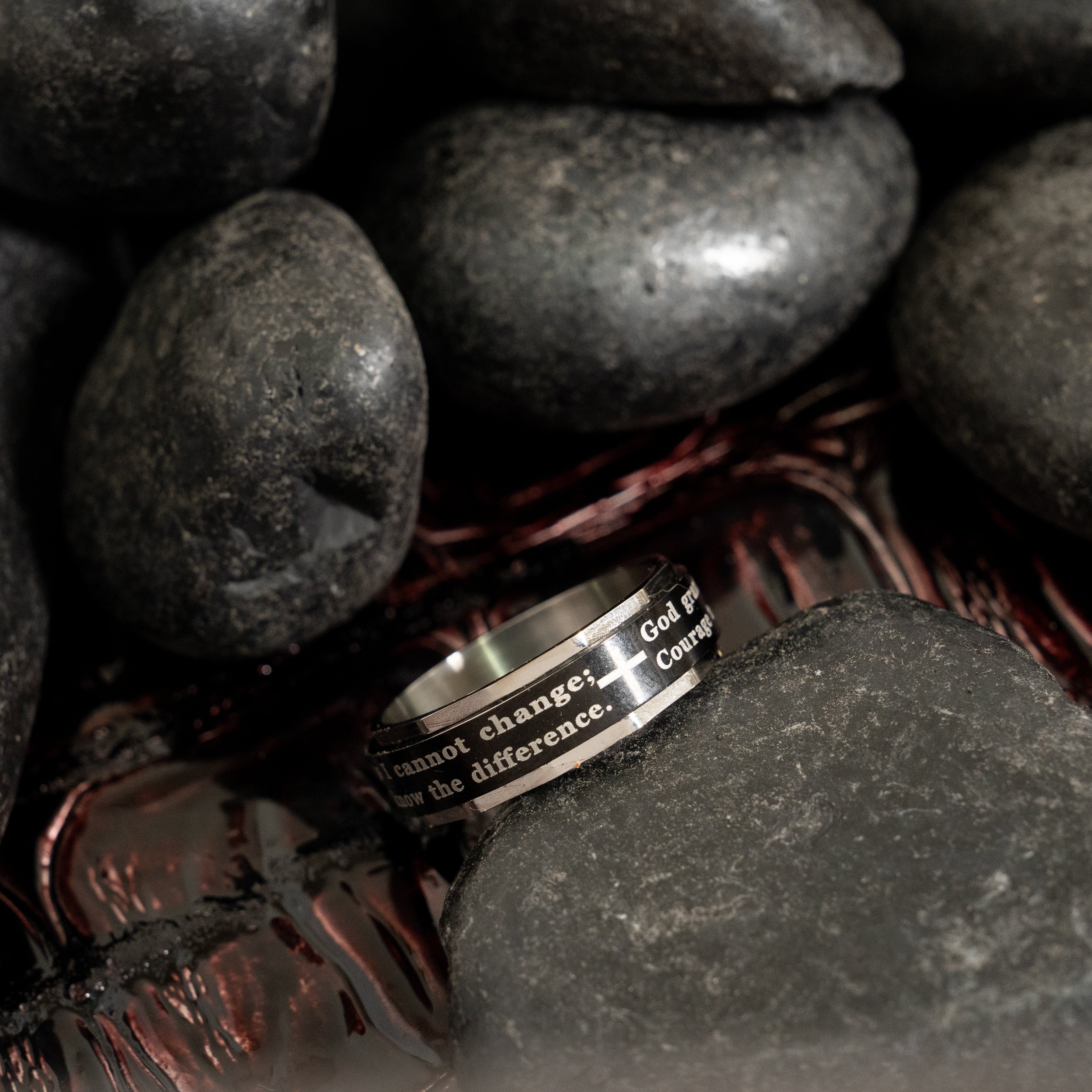 Highly Polished Stainless Steel Serenity Prayer Spinner Center Ring / SRJ1008