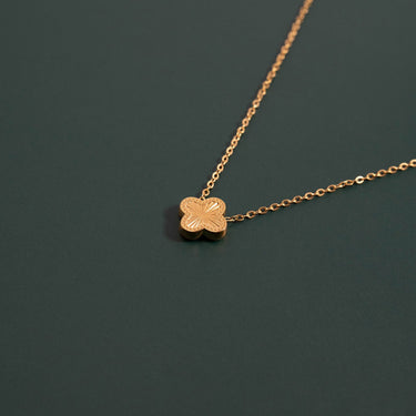 18K Gold PVD Stainless Steel Lucky Clover Charm Necklace / CHN0046