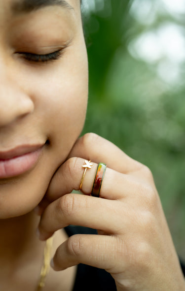 Mood Band Stainless Steel Ring Lifestyle