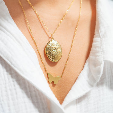 Textured Oval Locket Lifestyle