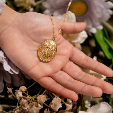 Textured Oval Locket Lifestyle