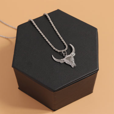 Bull pendant life style