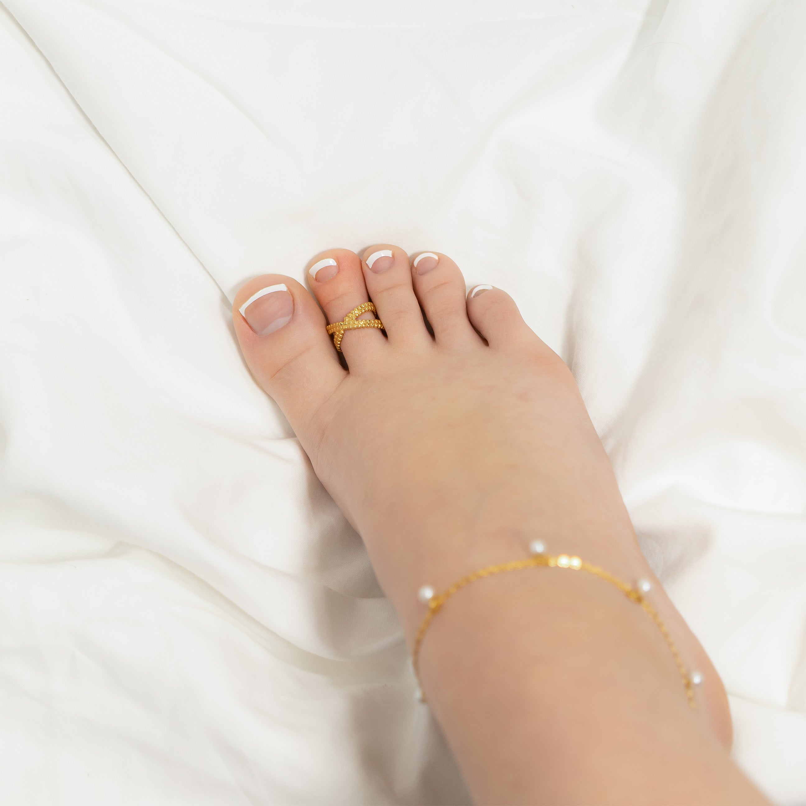 Cross Over Toe Ring