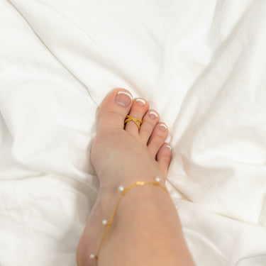 Cross Over Toe Ring