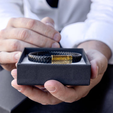 Mens Leather Metal Clasp Bracelet