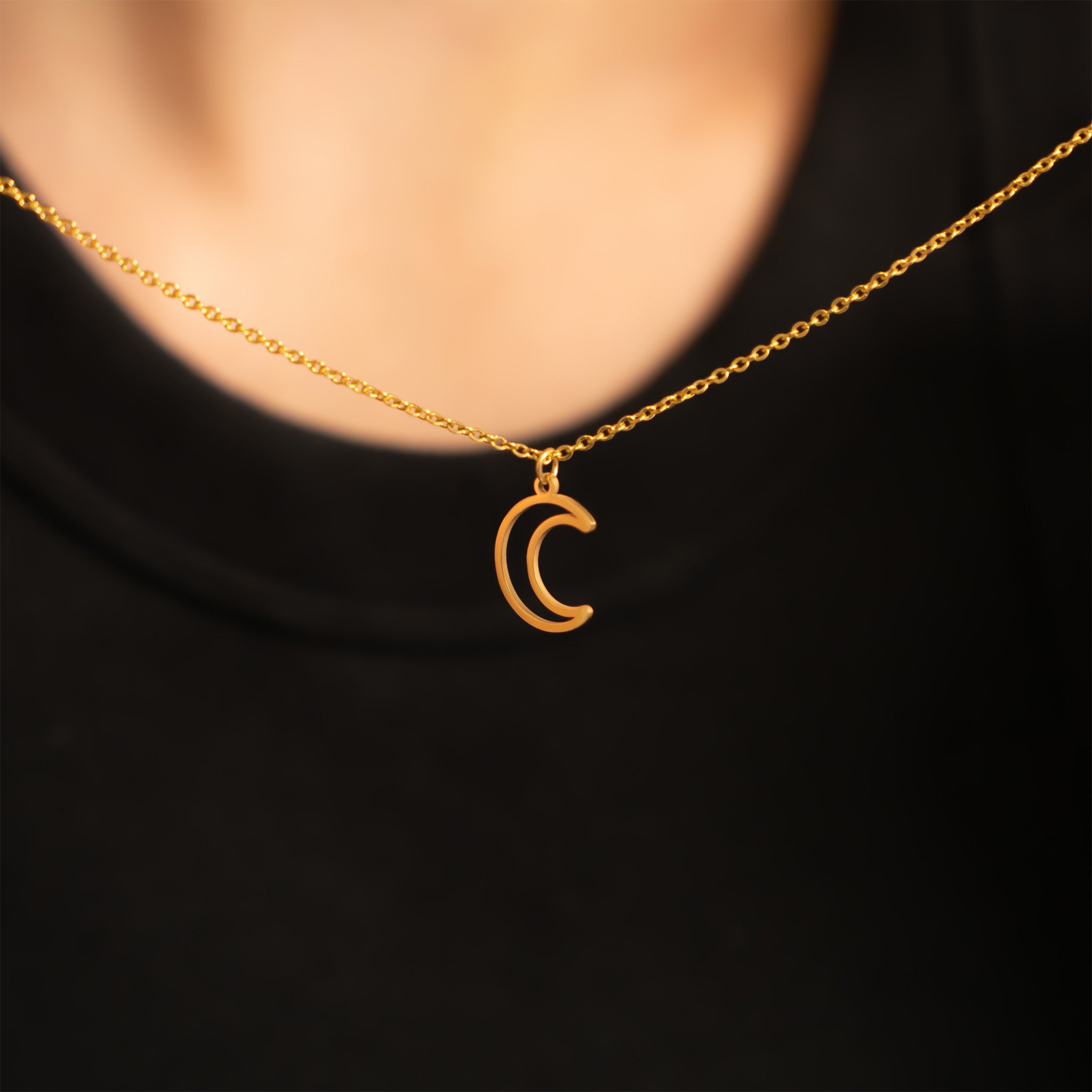 18K PVD PVD de acero inoxidable Crescent Moon Charm/PDL0043