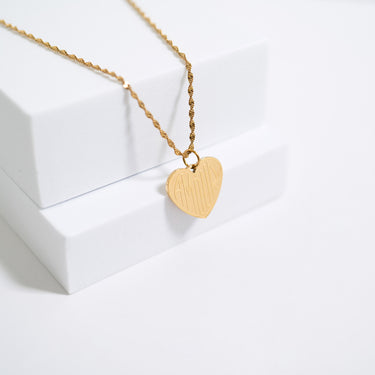 Amour heart pendant lifestyle