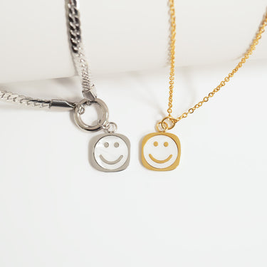 Gold & Silver / Mother Of Pearl Smiley w/Stone boarder Charm / PDL0290  CHN3011 / CHN0102
