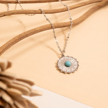 Silver Flower Turquiose Center Pendant 