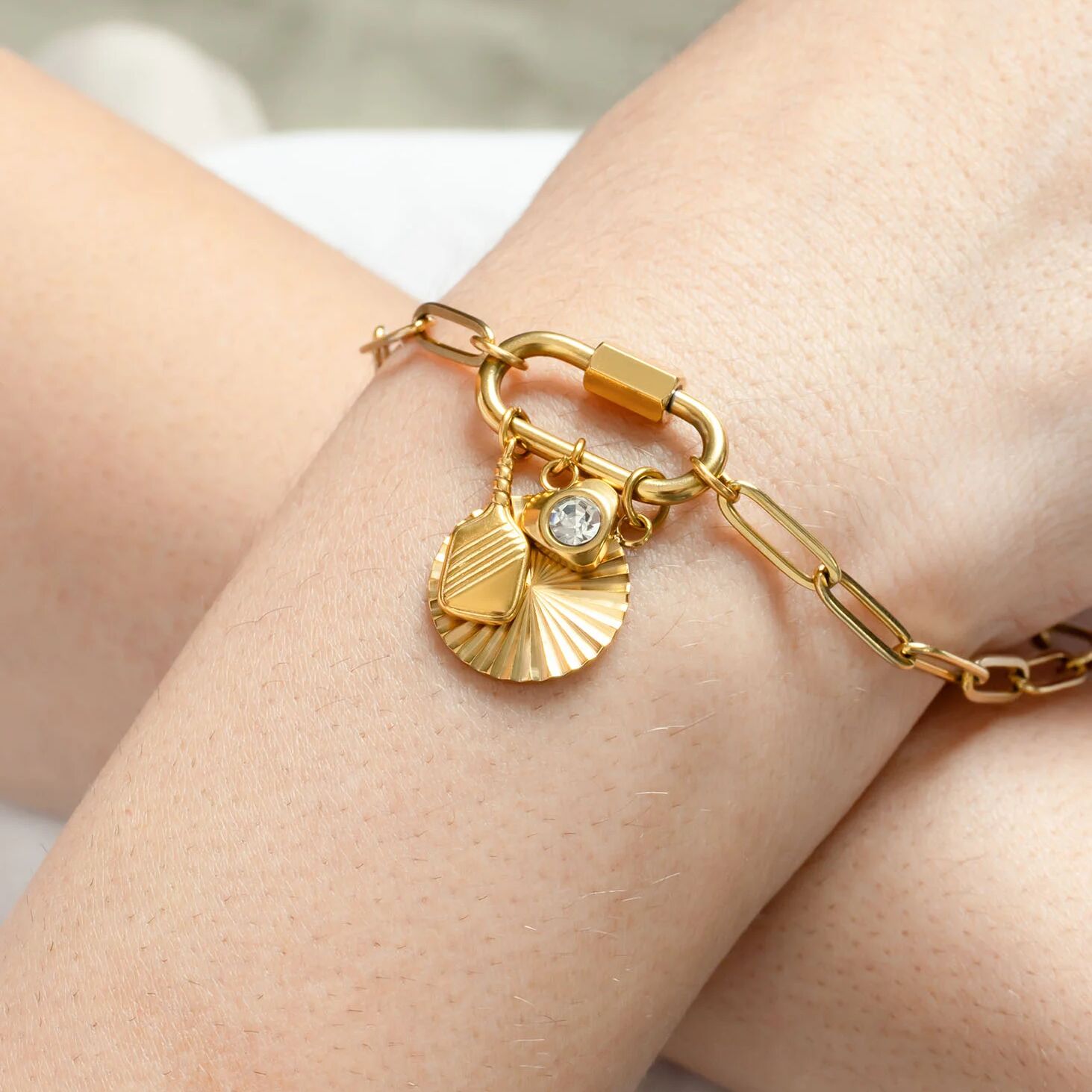 18K Gold PVD Stainless Steel Round Sunburst Charm / PDL0358