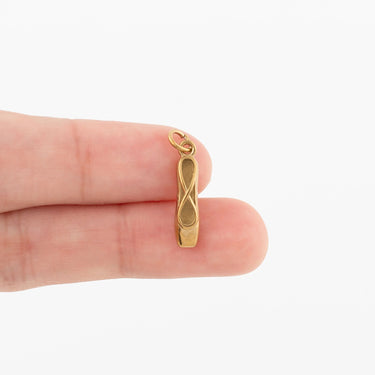 Wholesale jewelry 18K Gold PVD Stainless Steel Ballet Slipper Charm - gold scale shot  