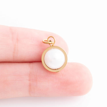 Wholesale jewelry 18K Gold PVD Stainless Steel Pearl Drop Charm - gold scale shot 