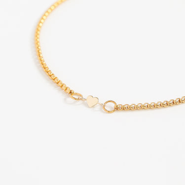 Permanent Jewelry Horizontal 14K Solid Gold Heart Charm Lifestyle