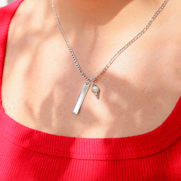 vertical bar pendant life style