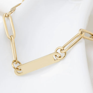 Wholesale jewelry 14K Gold Filled Plus™ Engravable Paperclip Bar Bracelet- studio 