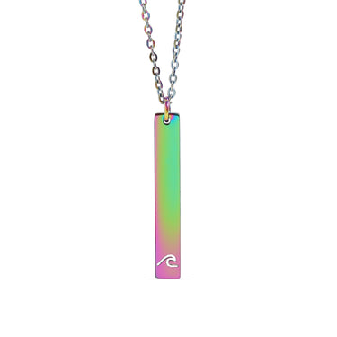 Chain necklace with vertical bar charm with wave engraving