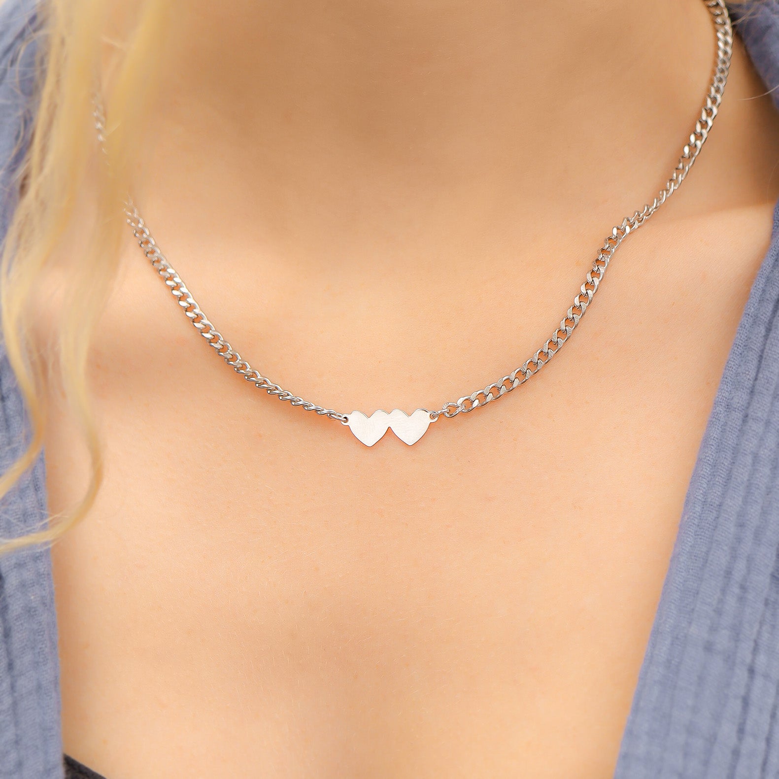 PVD en or 18 carats Gravable en acier inoxydable 2 coeurs sur Collier de chaîne de trottoir/SBB0364