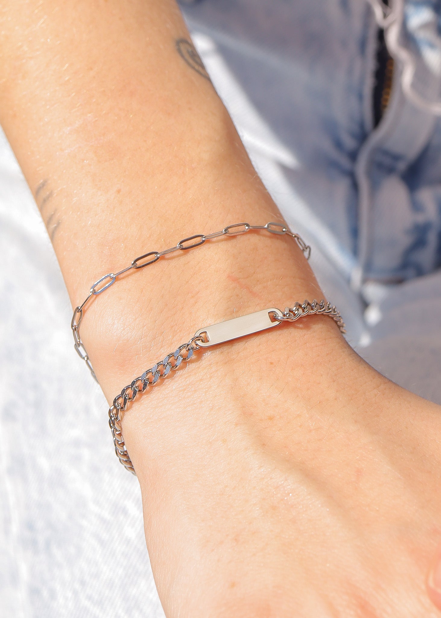 Curb Chain Bar Bracelet Lifestyle