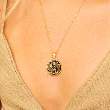 PVD GOLD PVD de 18k Yin y Yang Koi Fish Piste/PDL0124
