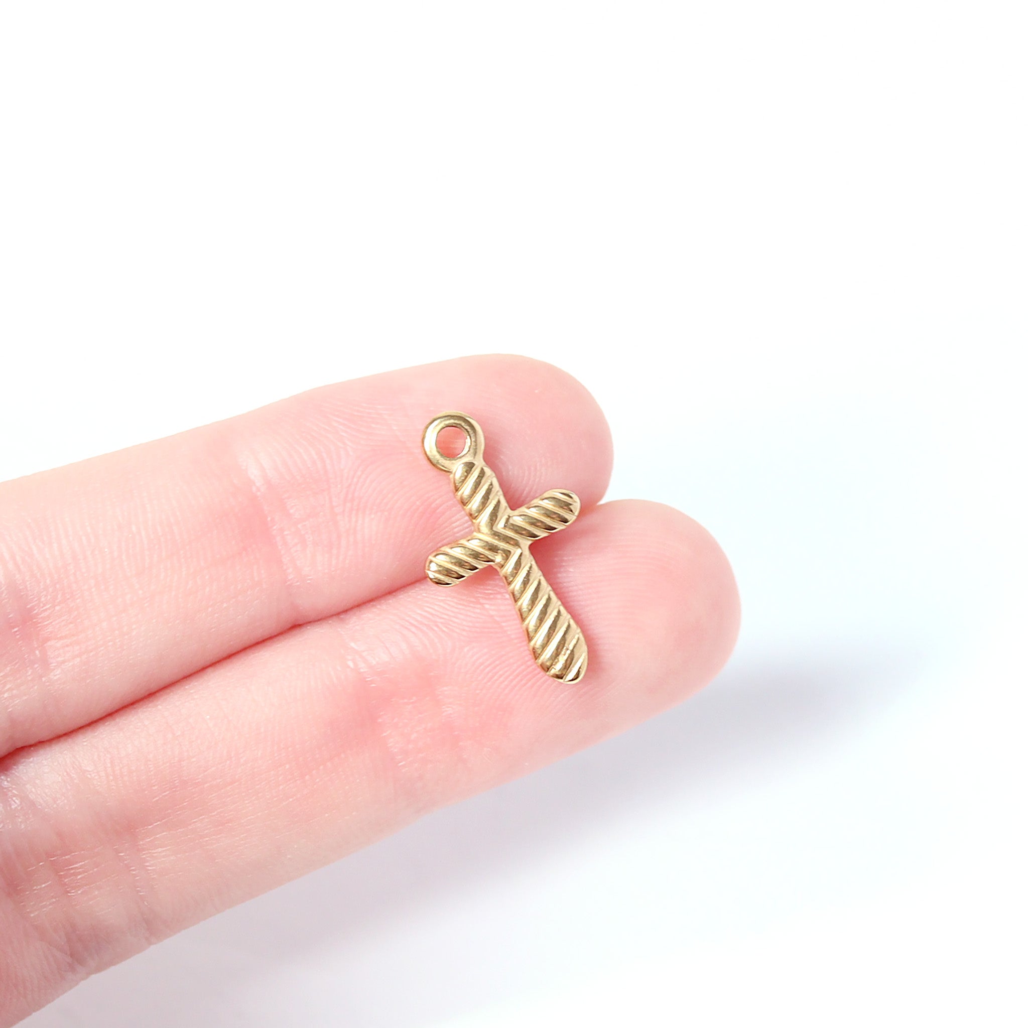18K Gold PVD Stainless Steel Textured Cross Charm / PDL0114