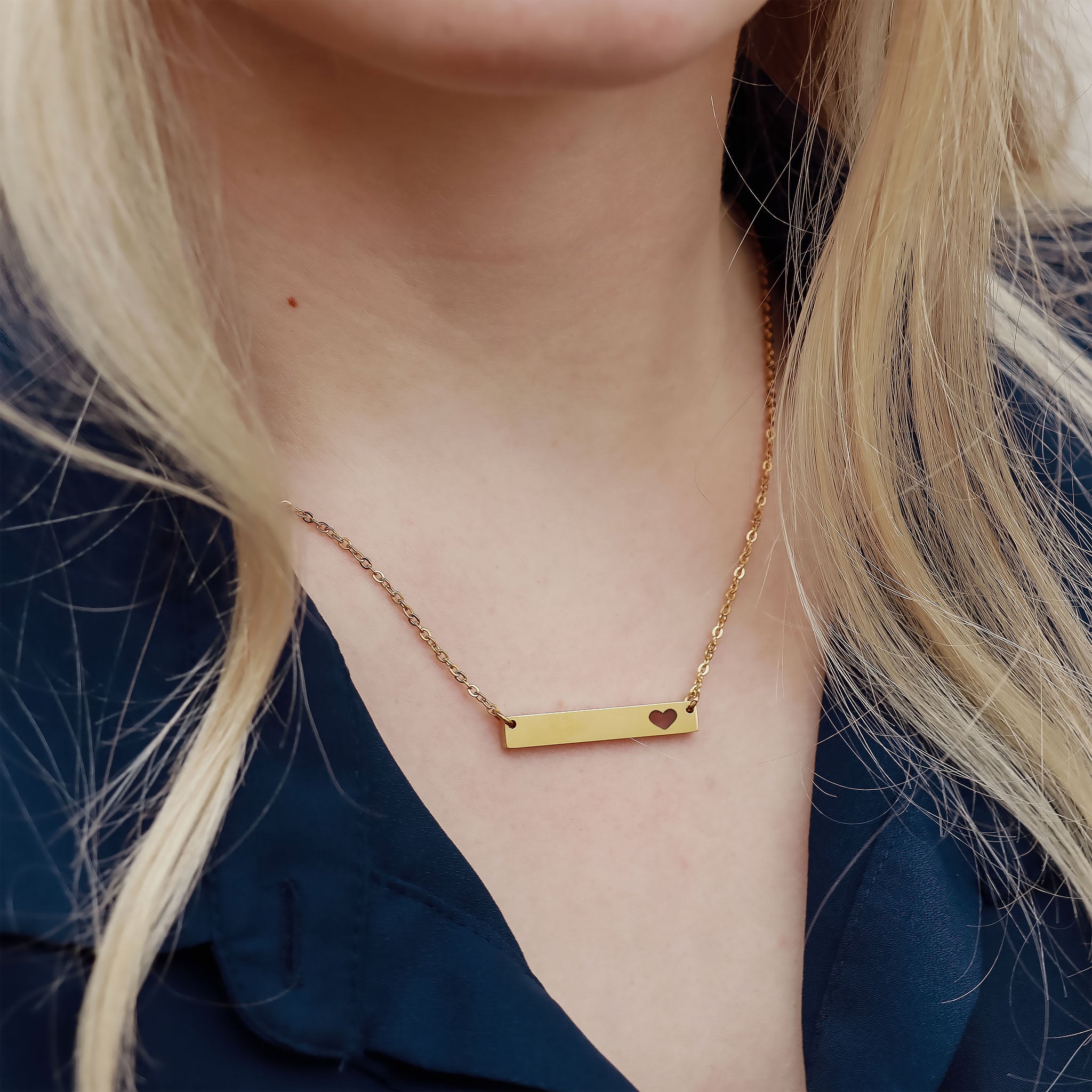 Life style chain necklace with bar pendant with heart engraving