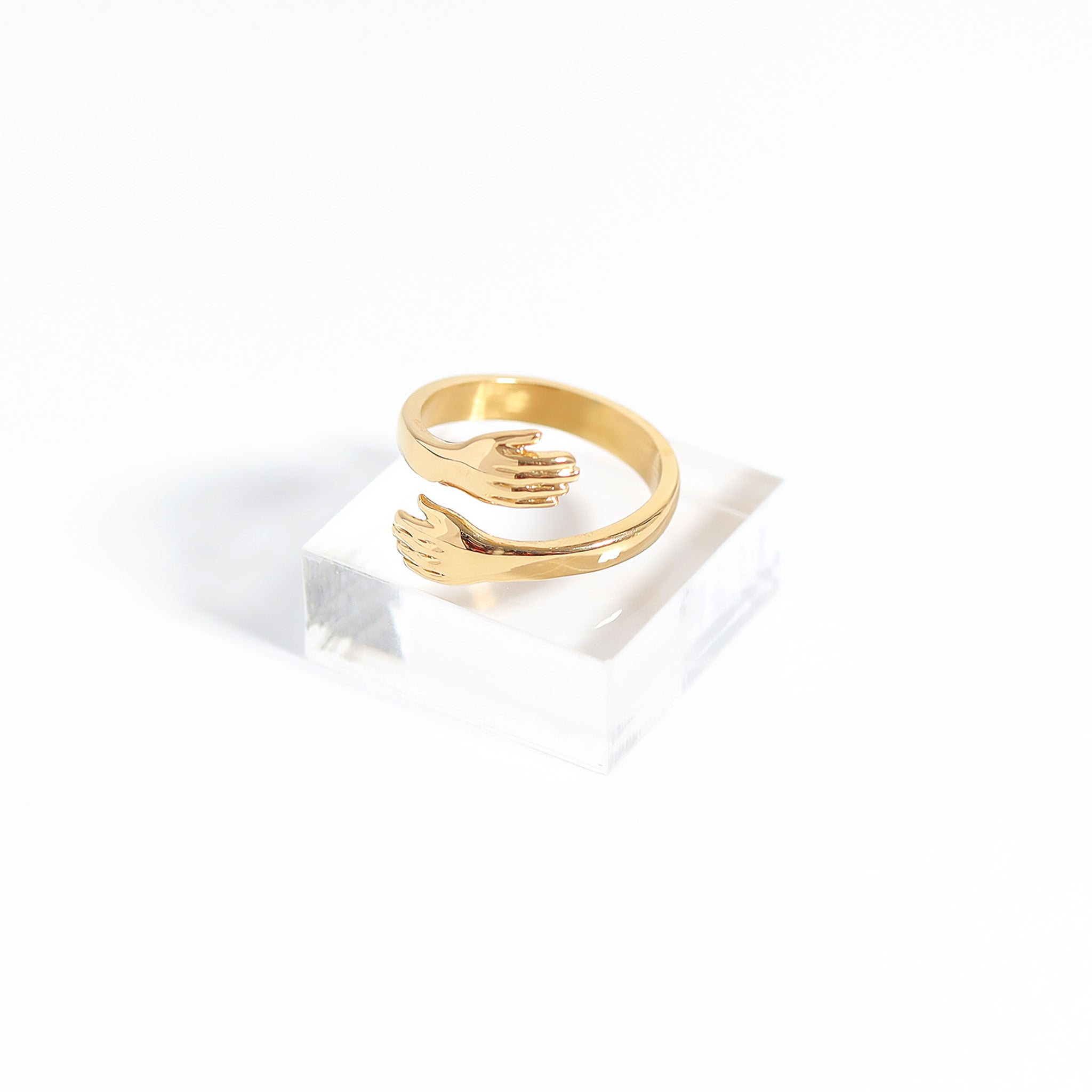 18K Gold PVD Stainless Steel Hug Ring / KSS0002