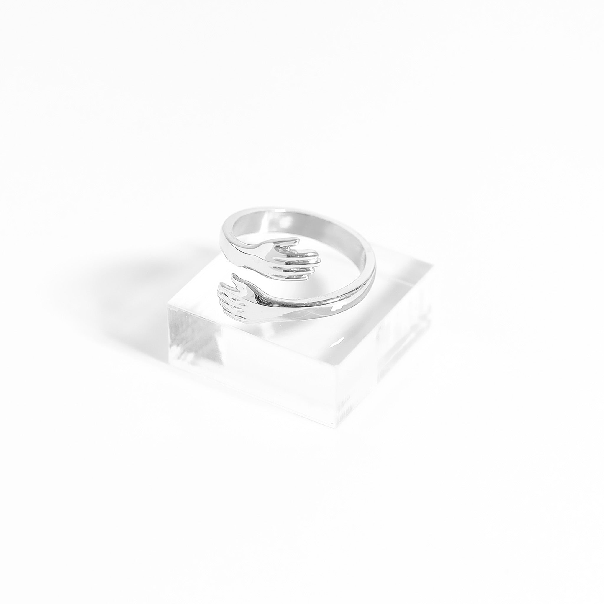 Stainless Steel Hug Ring / KSS0001